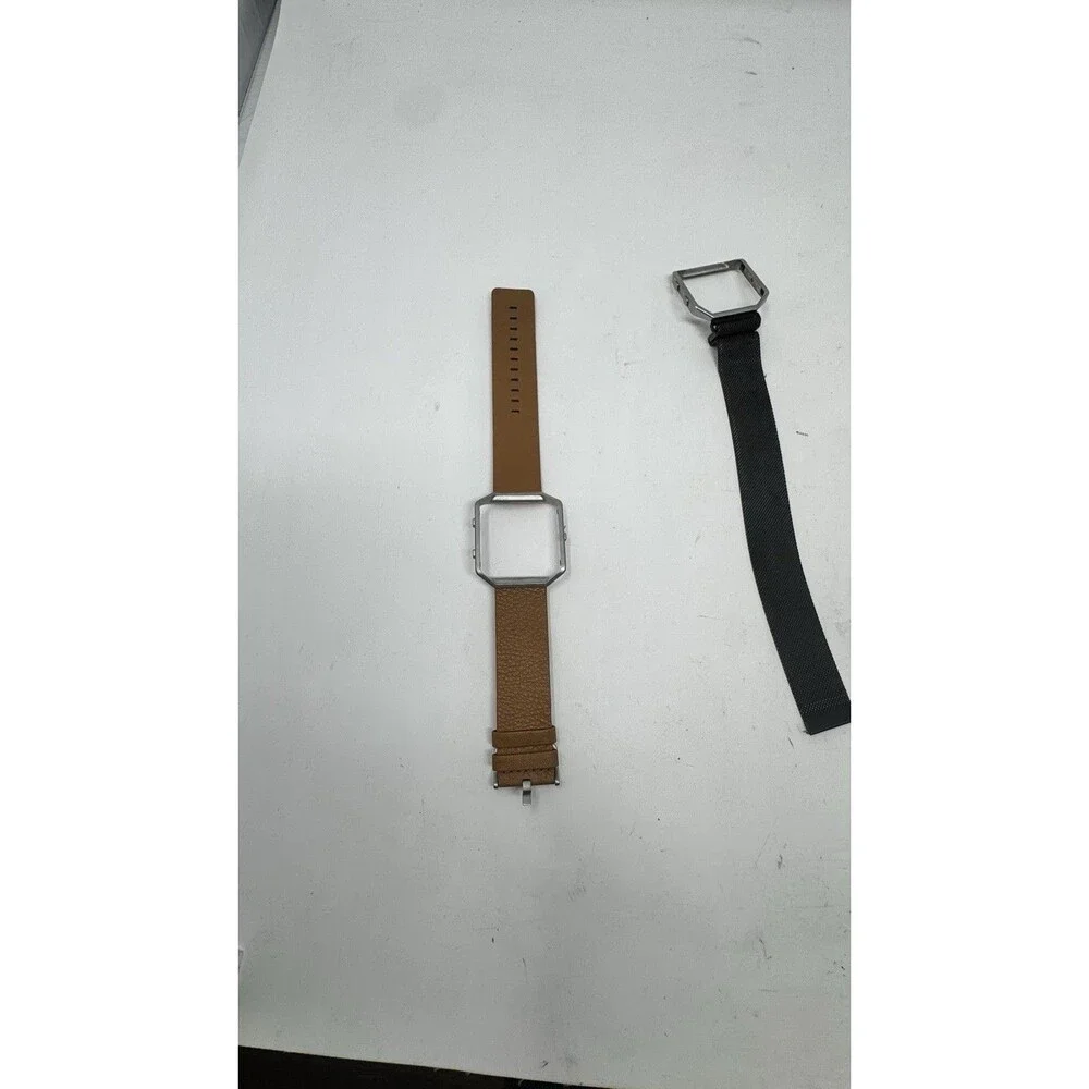 Fitbit Blaze FB502 Fitness Activity Tracker W/2 Bands